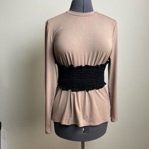 SIMLU XL 10-12 Tan/Black Smocked Ruffled Waist Charming T-Shirt